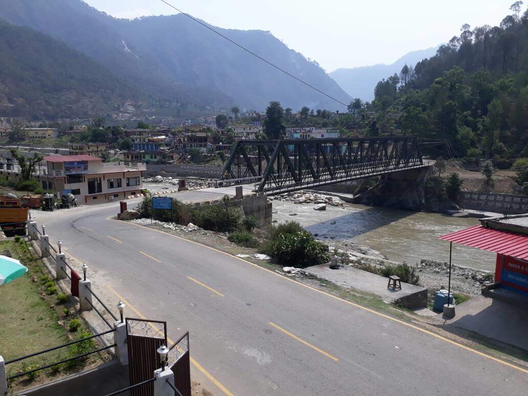 Hotel Inder Place Uttarkāshi Exterior foto